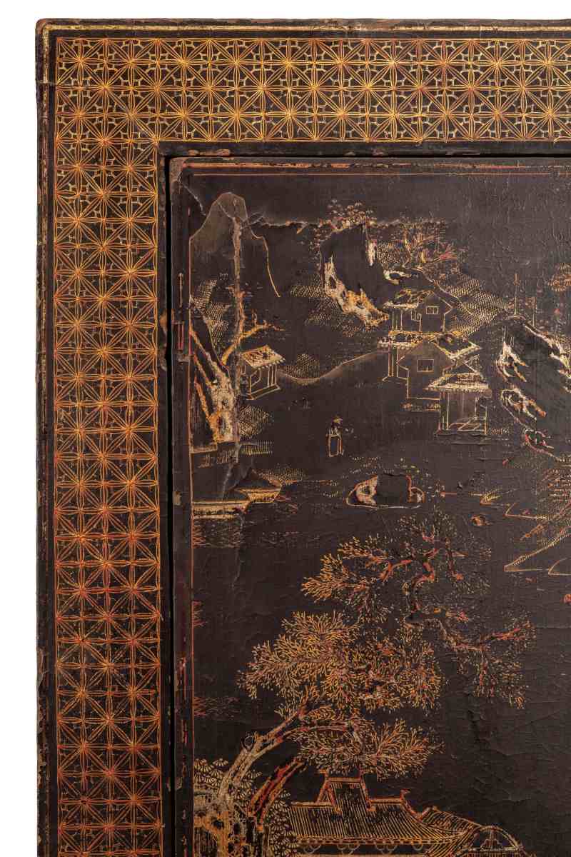 清 黑漆描金山水人物方角柜 - 图5