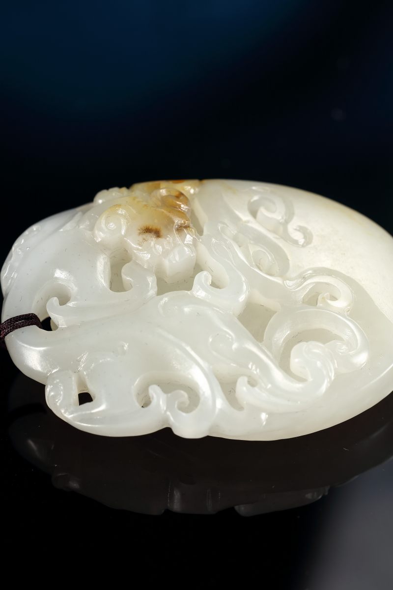 当代 和田玉籽料必定成龙挂件 - 图5