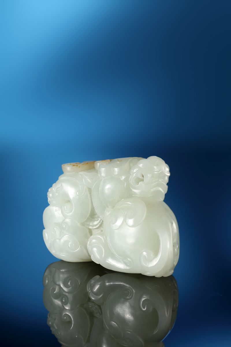 当代 “招财纳福”和田玉貔貅把件 - 图2
