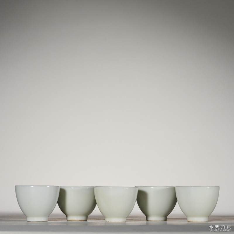 清 白釉酒杯（五只） - 图2