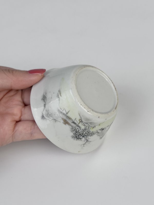 清雍正 墨彩山水纹马蹄杯 - 图5