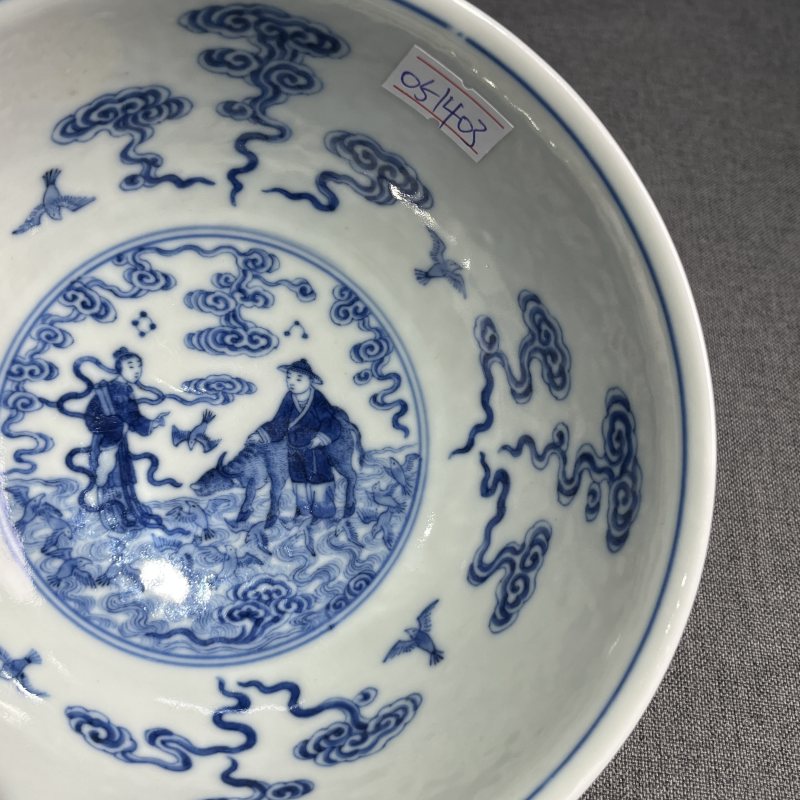 清粉彩外洋彩内青花人物故事碗 - 图11
