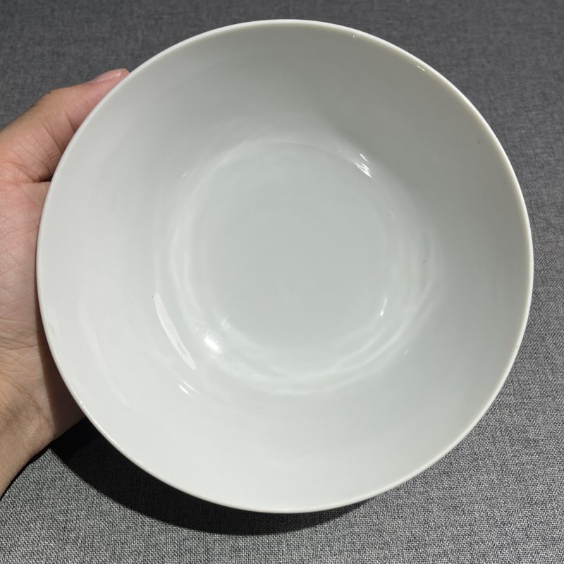 清乾隆白釉仿定花卉碗 - 图8