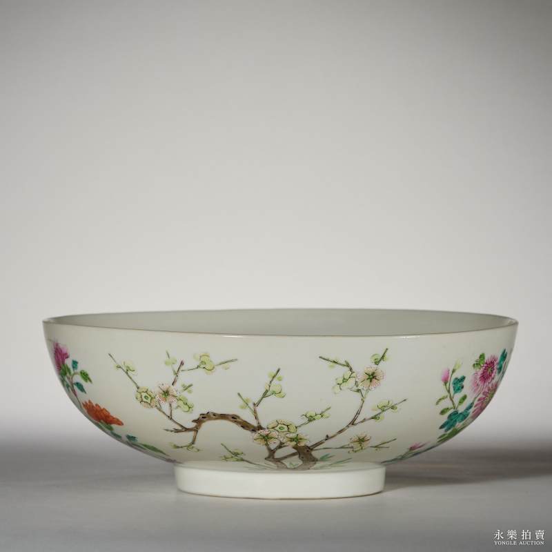 清嘉庆 粉彩花卉纹碗 - 图4