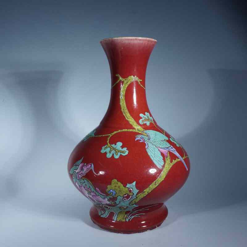 清中期红釉花鸟赏瓶 - 图1