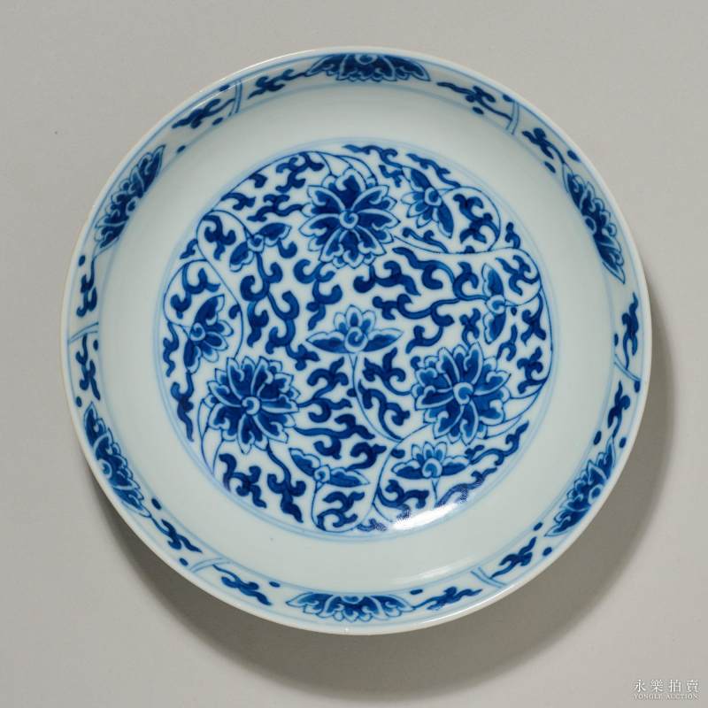 清同治 青花缠枝莲纹盘 - 图1