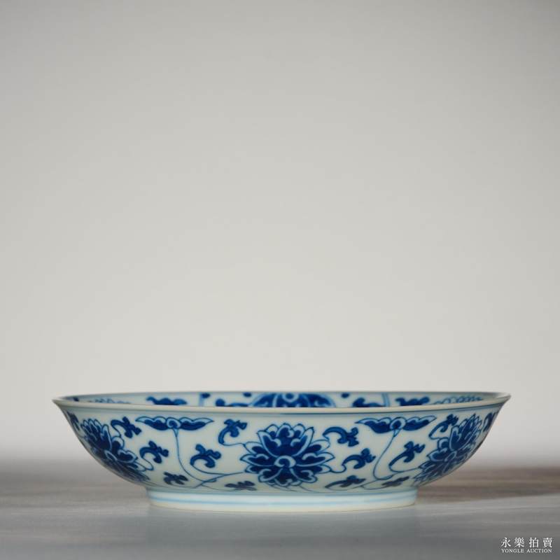 清同治 青花缠枝莲纹盘 - 图3