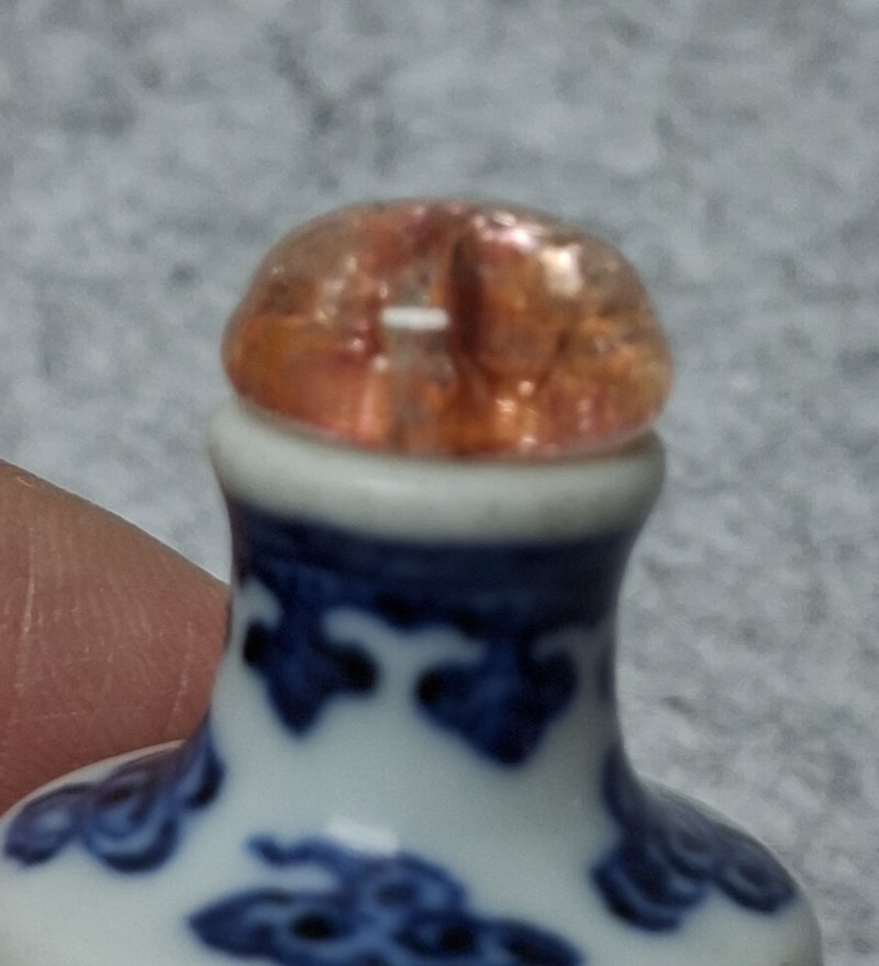 清中期青花釉裏紅龍紋鼻煙壺 - 图7