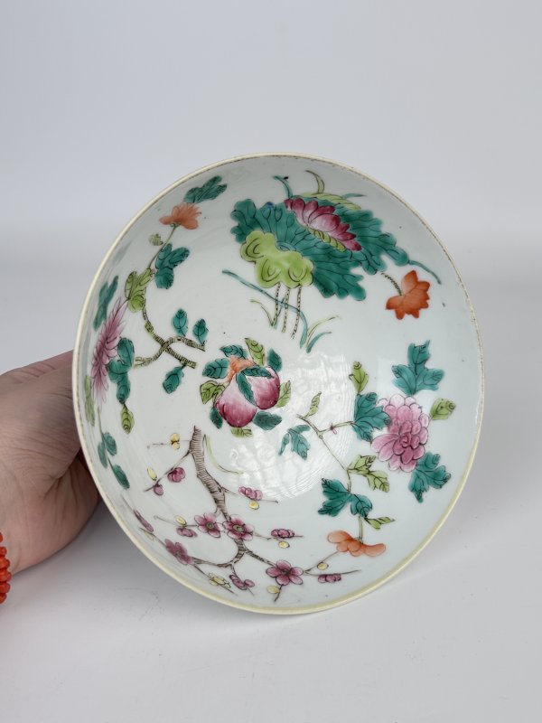 清中晚期粉彩四季花卉纹高足碗 - 图2