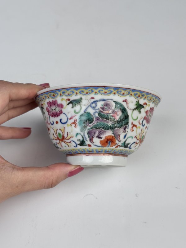 清晚期 清中晚期 青花粉彩花卉团兽纹茶碗 - 图4