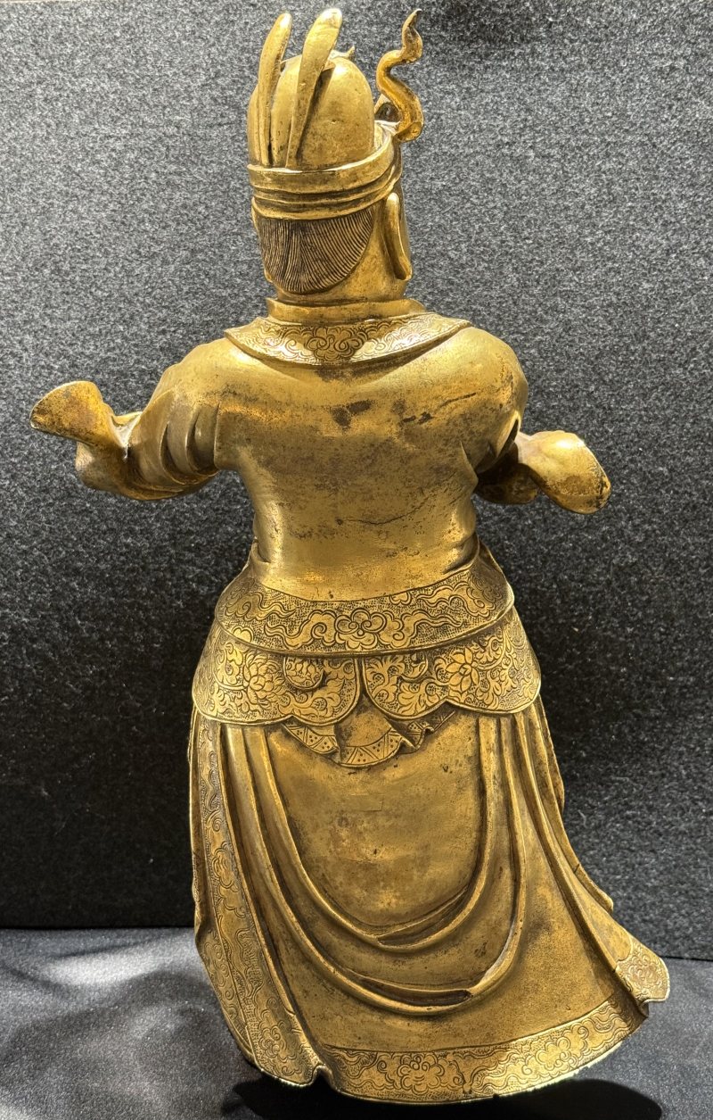 明 銅鎏金青龍護法立像 - 图6
