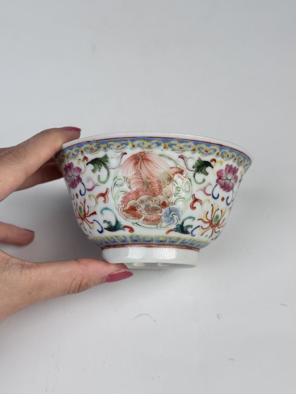 清晚期 清中晚期 青花粉彩花卉团兽纹茶碗 - 图5
