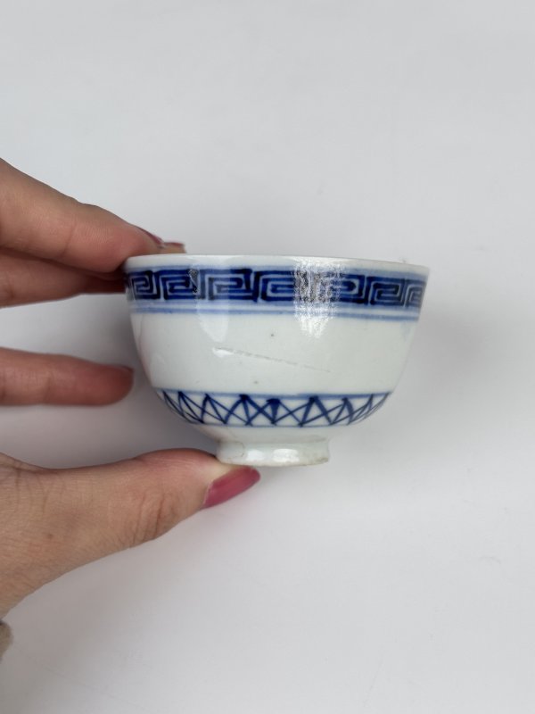 民国 青花中华珍品款茶杯 - 图6