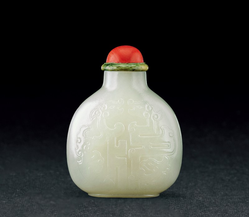 清中期  白玉龍鳳團福紋大煙壺