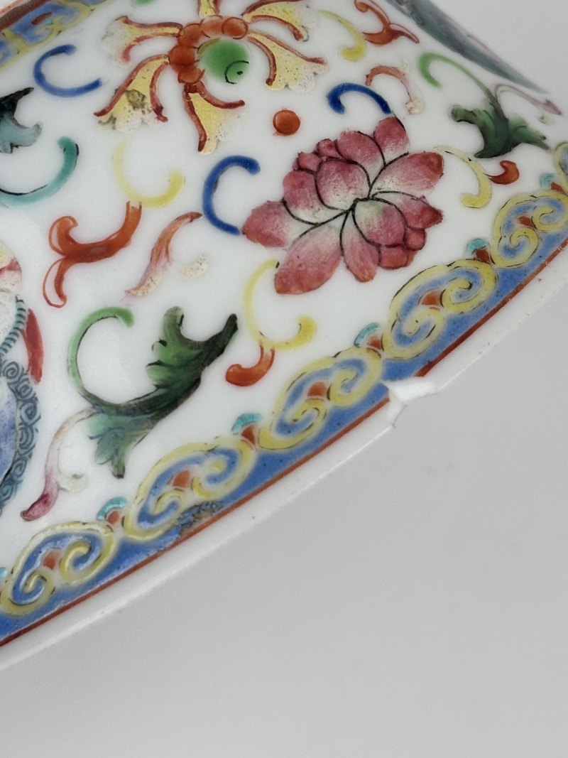 清晚期 清中晚期 青花粉彩花卉团兽纹茶碗 - 图11