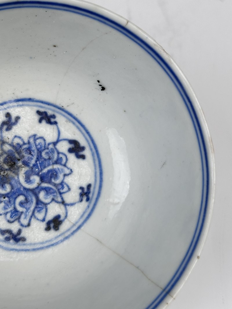 清宣统 青花缠枝莲纹碗 - 图11