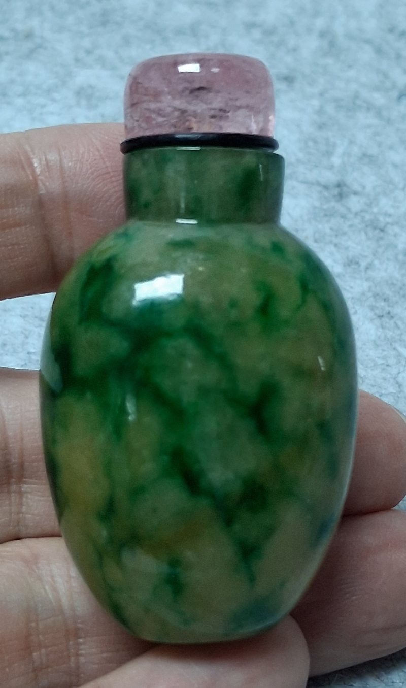 清乾隆翡翠煙壺 - 图6