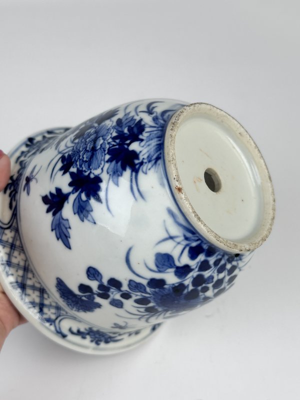 清晚期青花四季花卉纹花盆 - 图7