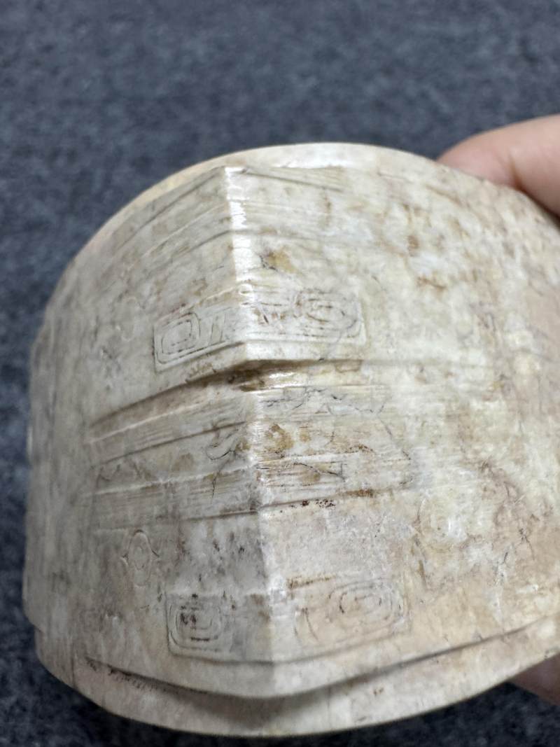 玉雕神人面紋兩節琮 - 图16