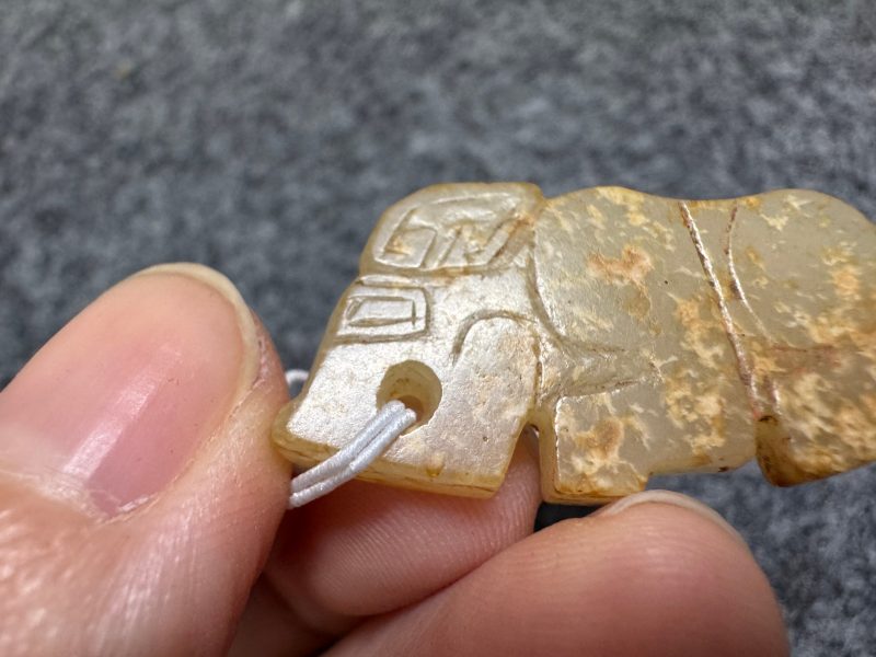 白玉虎形刻刀 - 图18