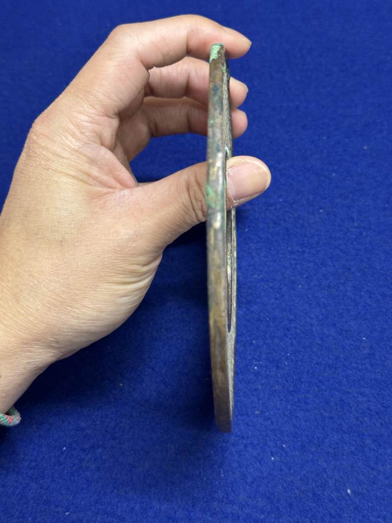 白玉銅鎏金鑲邊榖紋環和白玉銀鑲邊榖紋環各一件 - 图23
