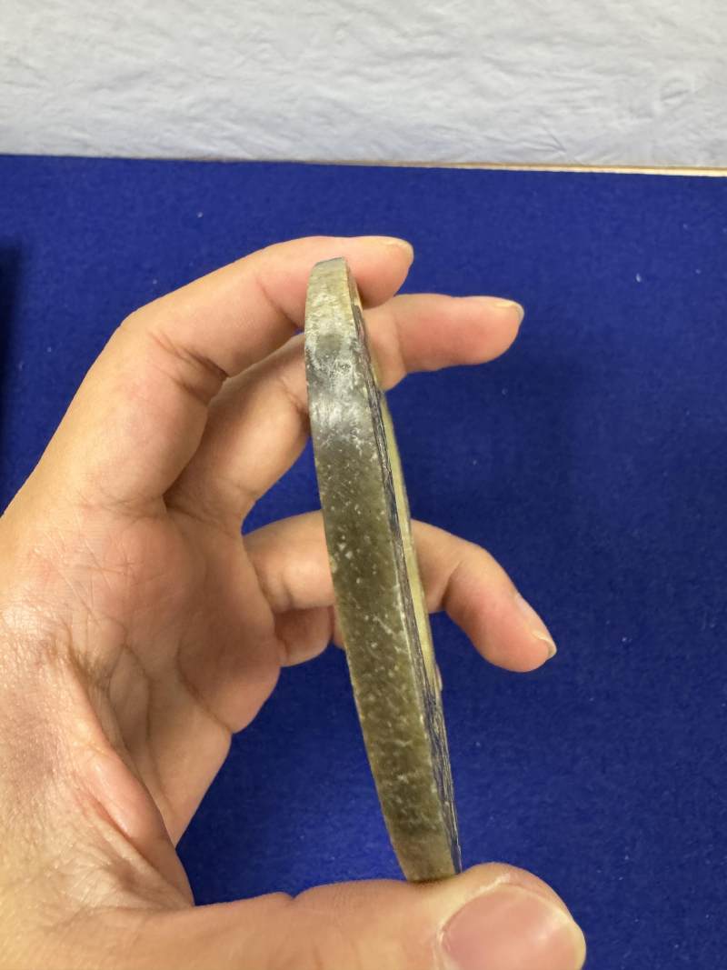 玉鏤雕人物龍紋環 - 图13