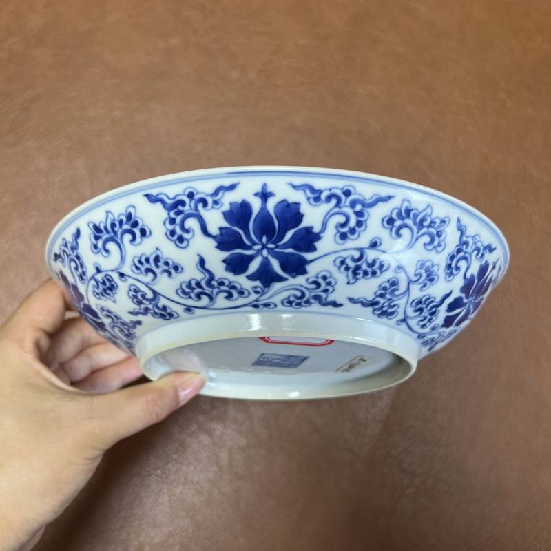 清乾隆 青花缠枝宝相花纹盘 - 图6
