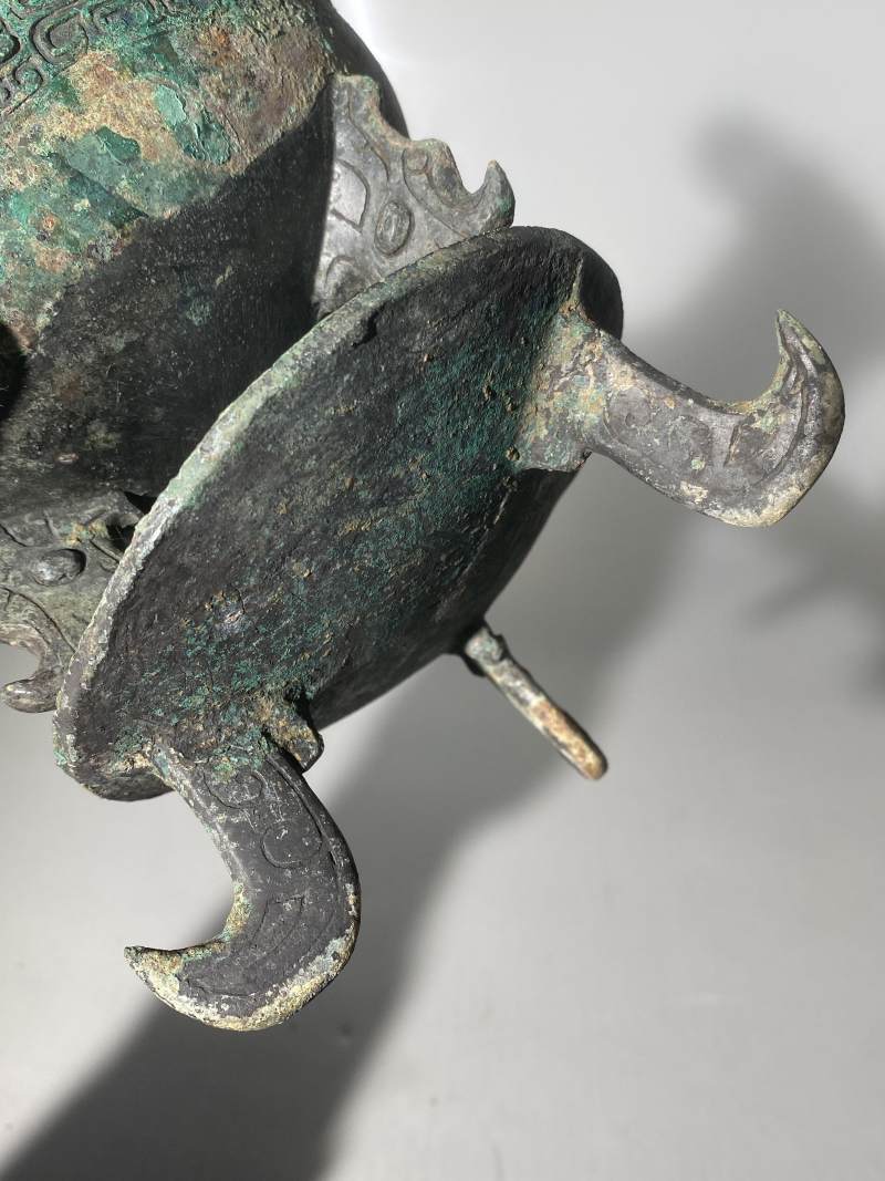 青銅「天豕」扁足盤鼎 - 图16