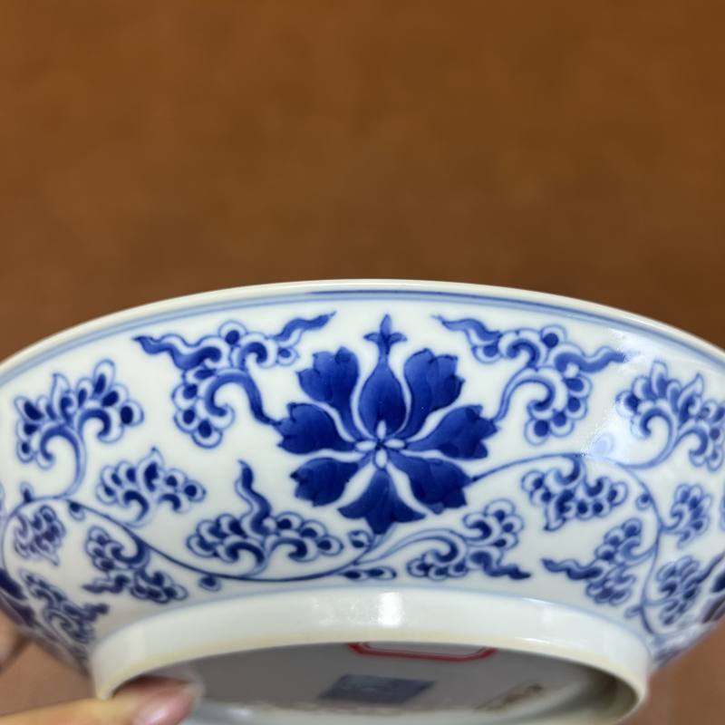 清乾隆 青花缠枝宝相花纹盘 - 图8