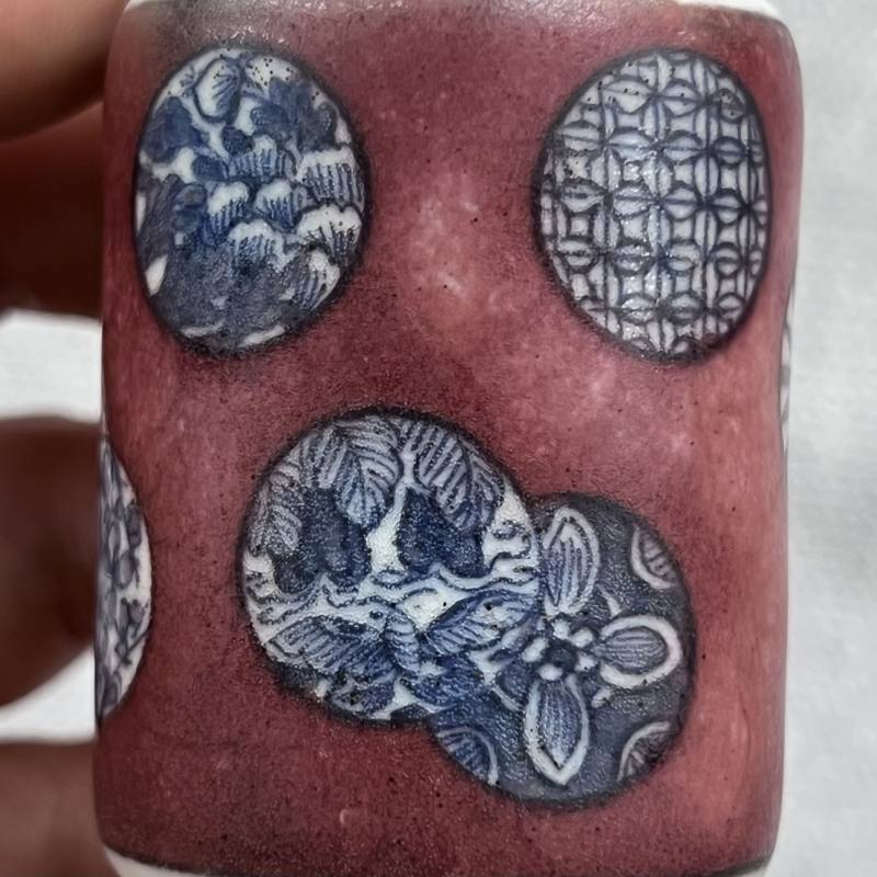 清中期 釉里红地青花皮球花纹鼻烟壶 - 图10