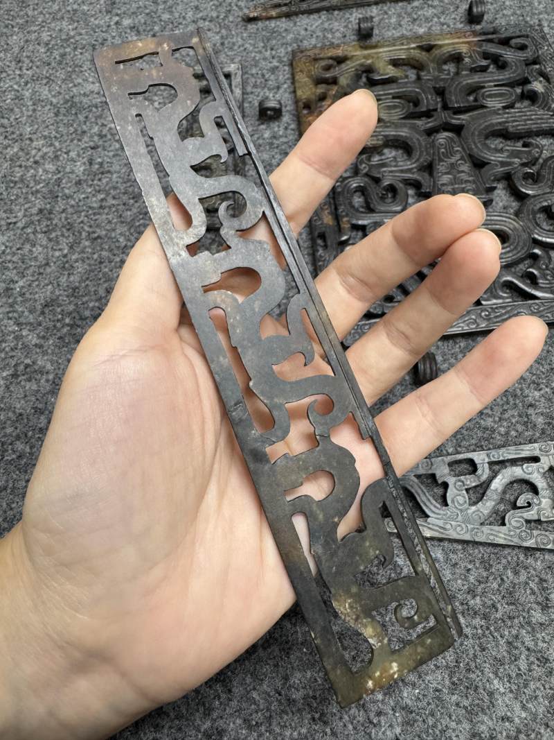 玉受沁鏤雕楚式獸面紋活環飾 - 图102