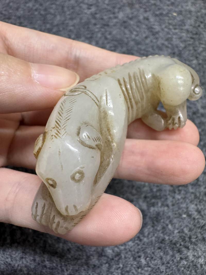 白玉臥犬 - 图4