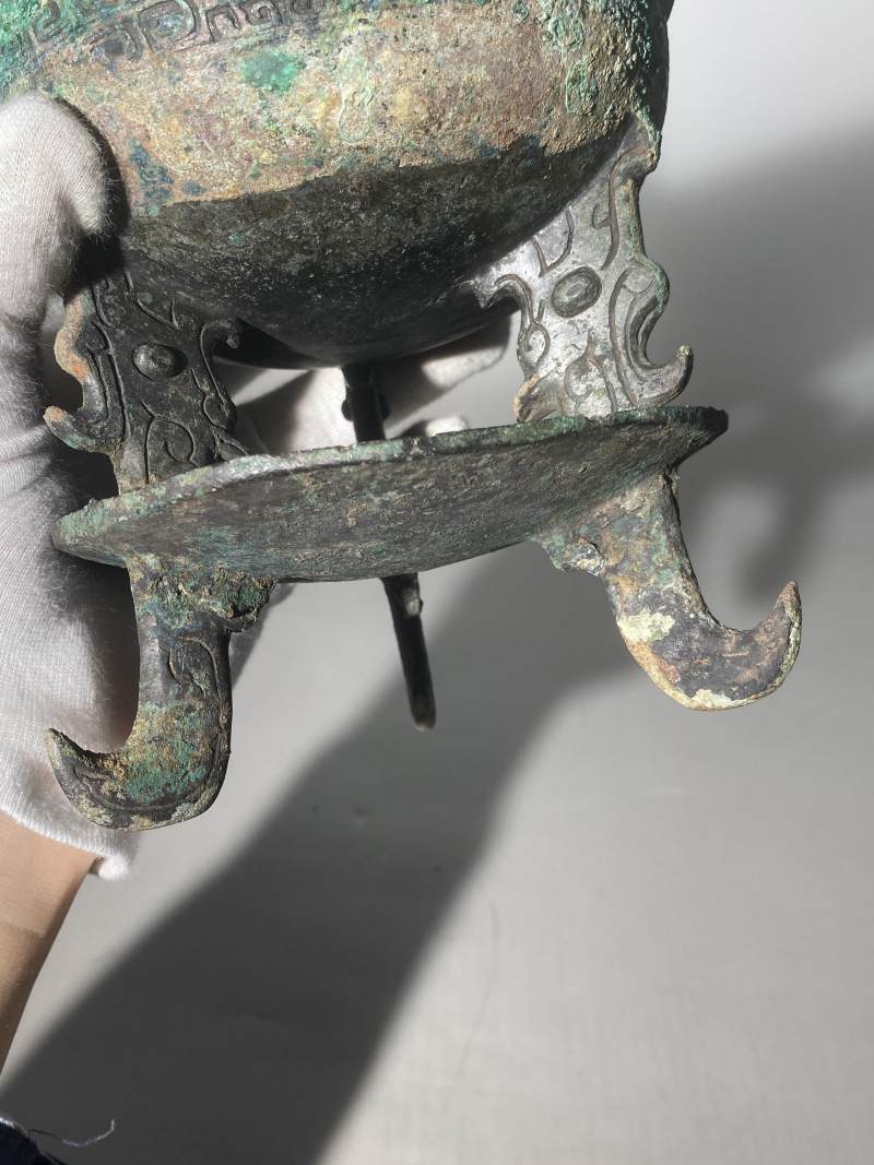 青銅「天豕」扁足盤鼎 - 图18