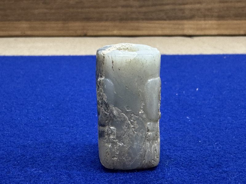 白玉牛首勒 - 图4
