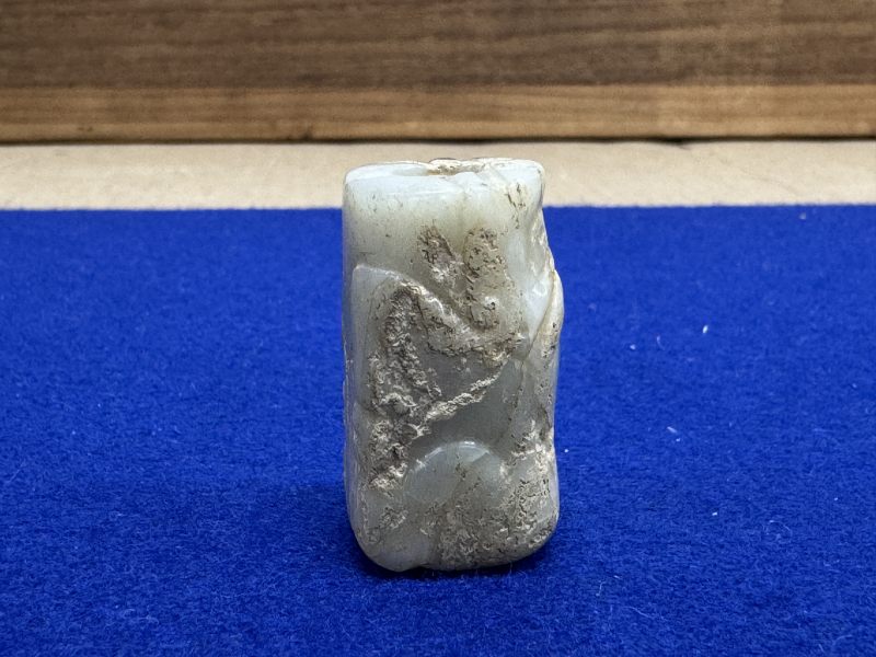 白玉牛首勒 - 图5