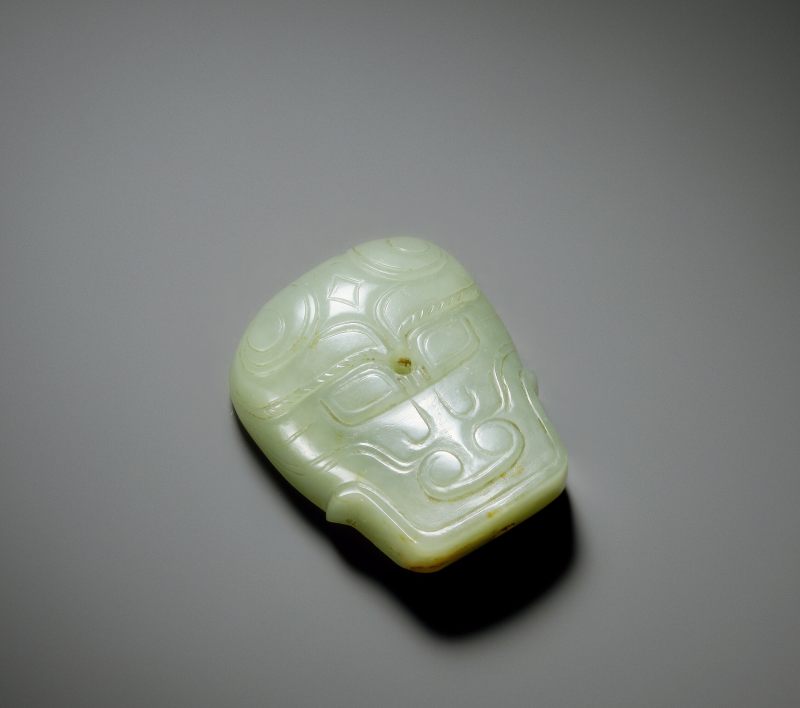 玉獸面飾