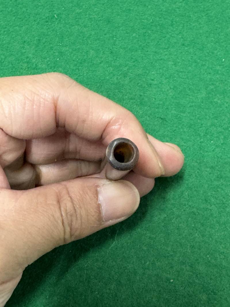 玉紅沁長勒子三件和玉神面弦紋短矛一件 - 图46