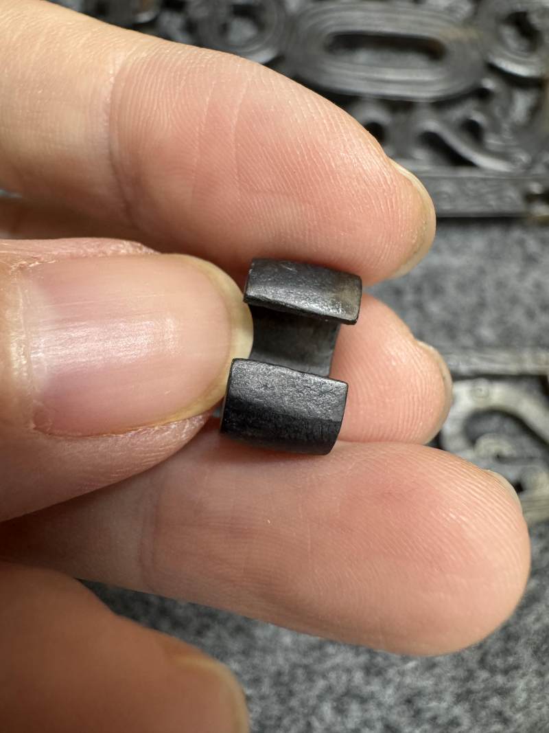 玉受沁鏤雕楚式獸面紋活環飾 - 图43