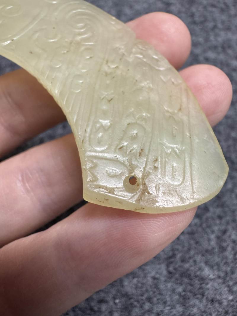 黃玉人鳳合體蹲坐神像 - 图21