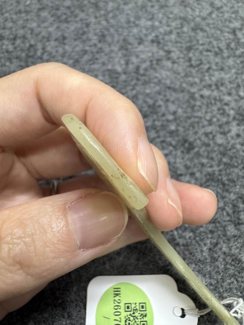 黃玉人鳳合體蹲坐神像 - 图25