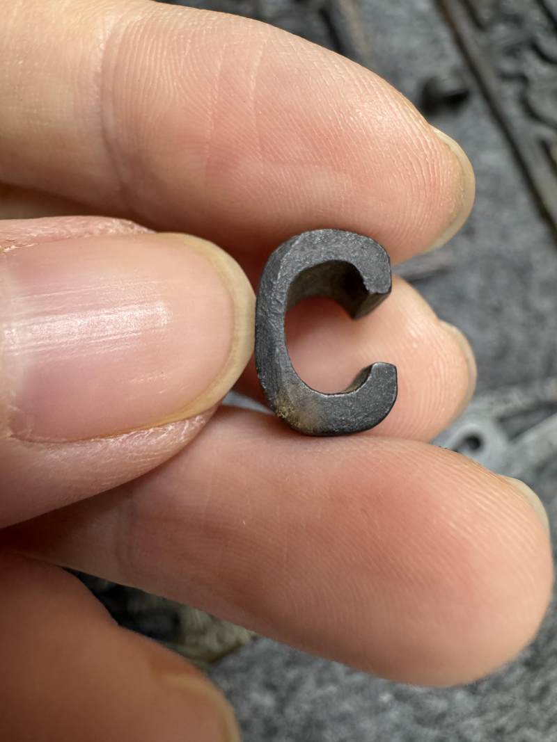 玉受沁鏤雕楚式獸面紋活環飾 - 图57