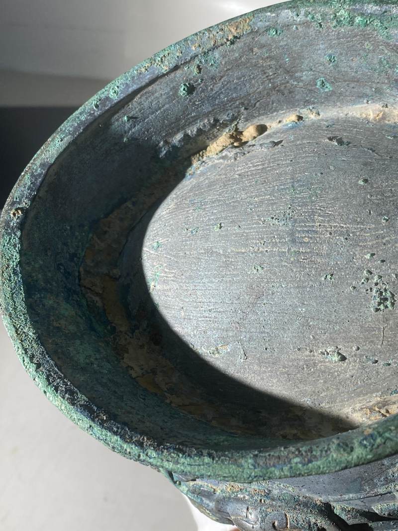 青銅「蛷辦」 獸面紋提梁卣 - 图47