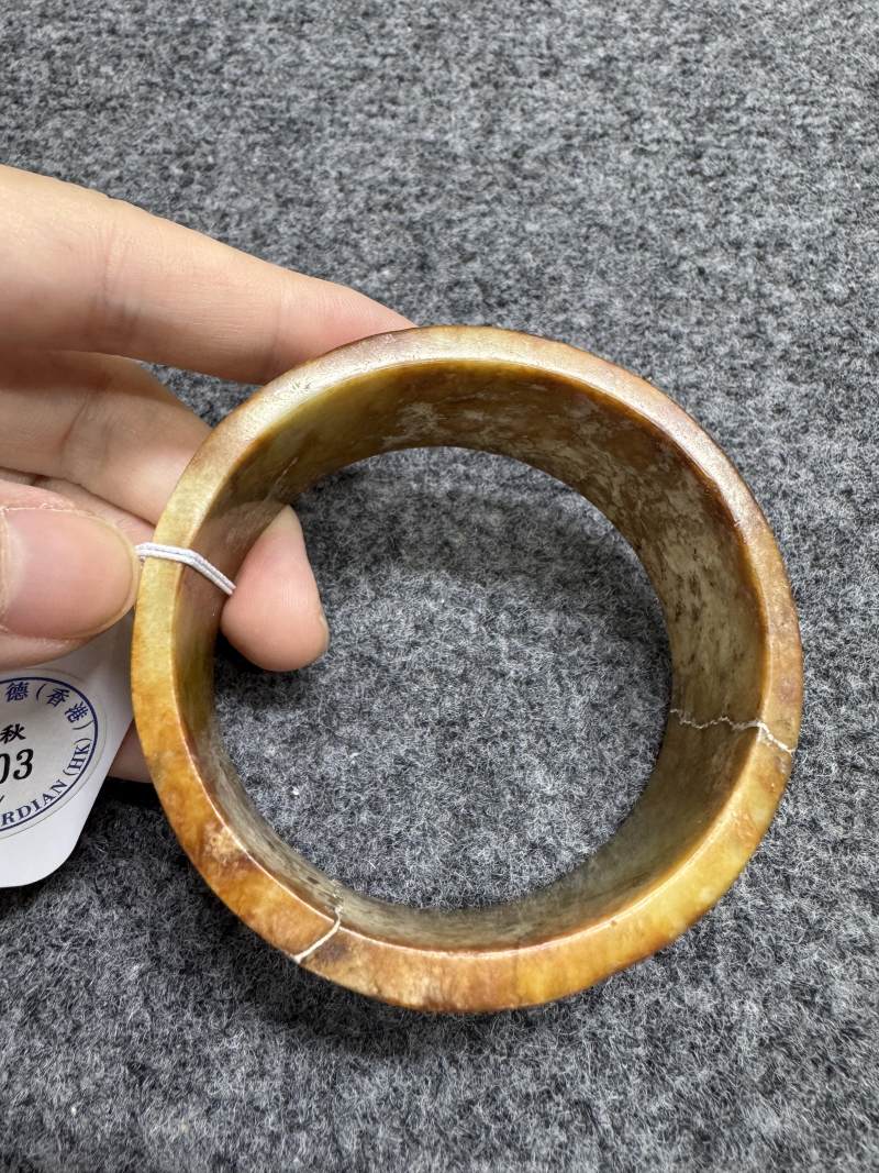 玉紅沁神面紋琮 - 图13