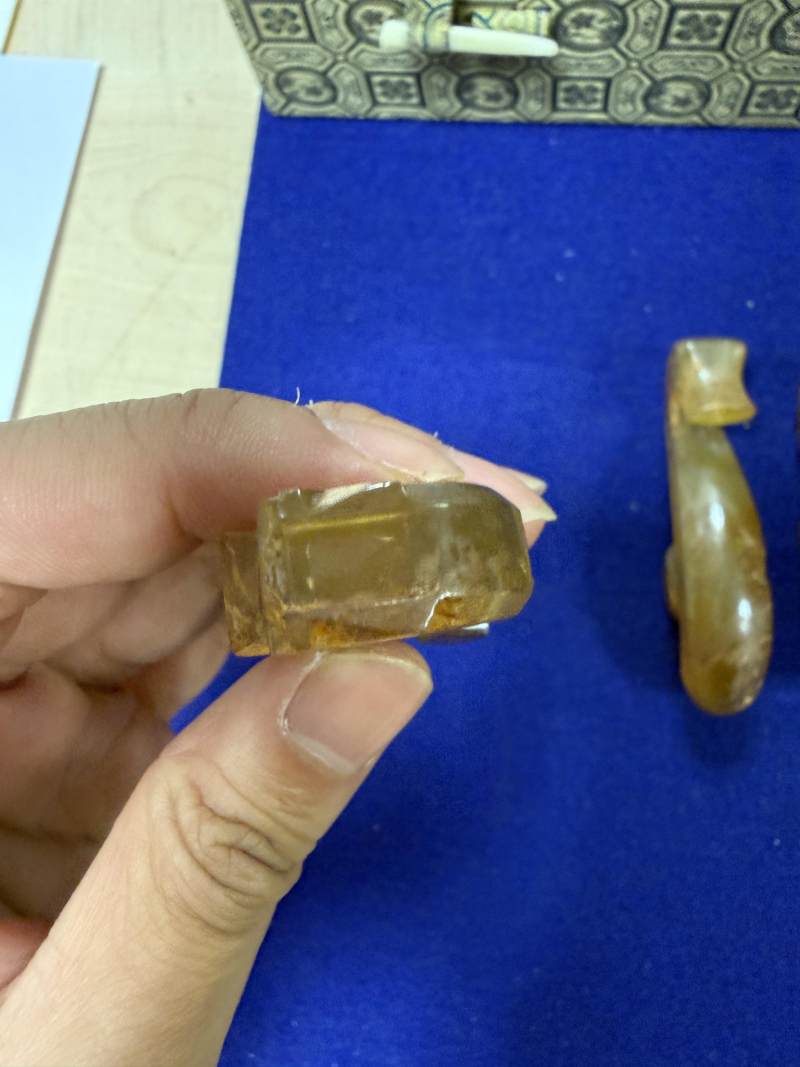 瑪瑙龍首帶鉤一組七件 - 图6