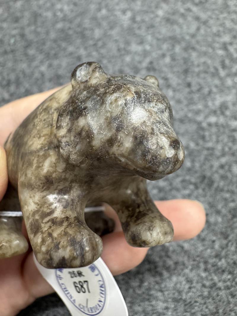 白玉黑沁熊 - 图9