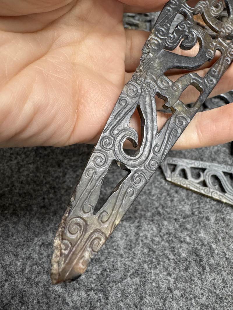 玉受沁鏤雕楚式獸面紋活環飾 - 图69