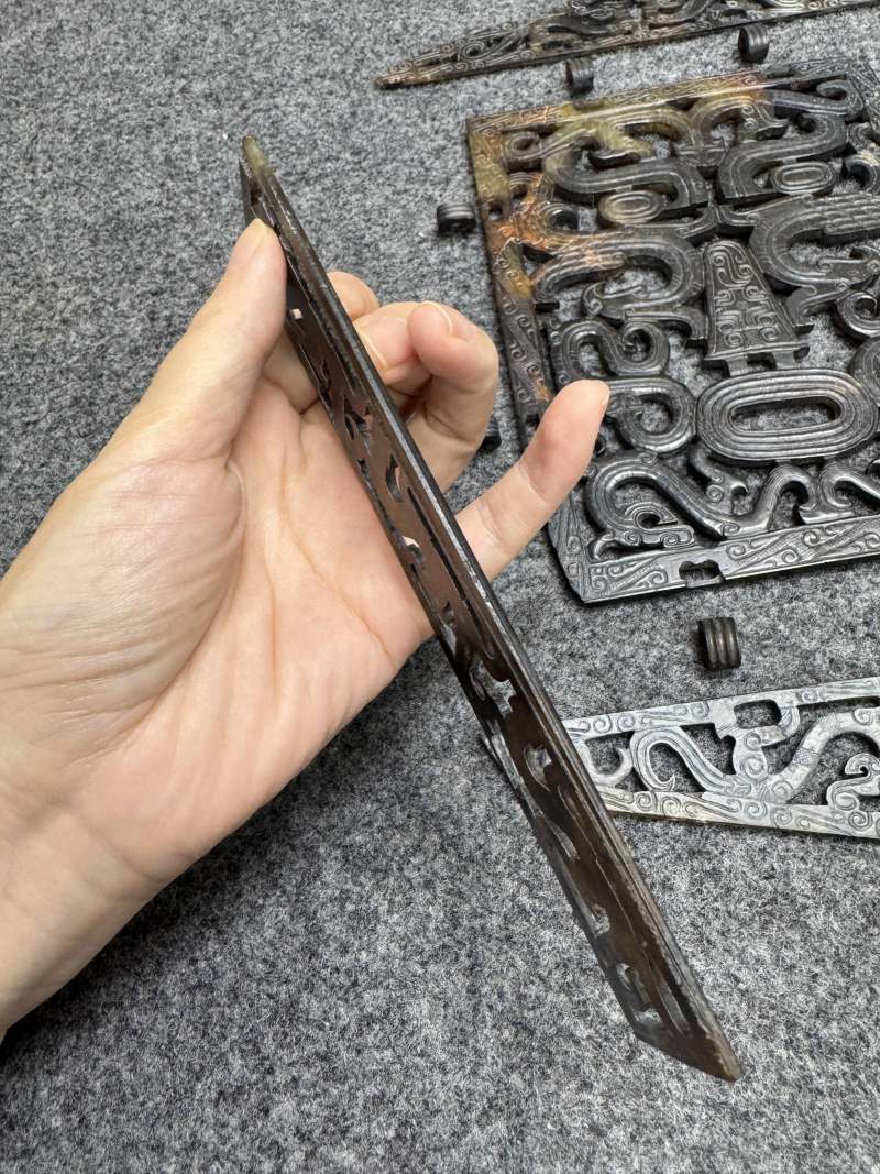 玉受沁鏤雕楚式獸面紋活環飾 - 图26