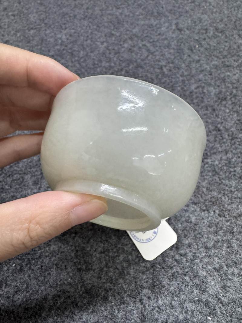 清早期 白玉卷雲柄杯 - 图8