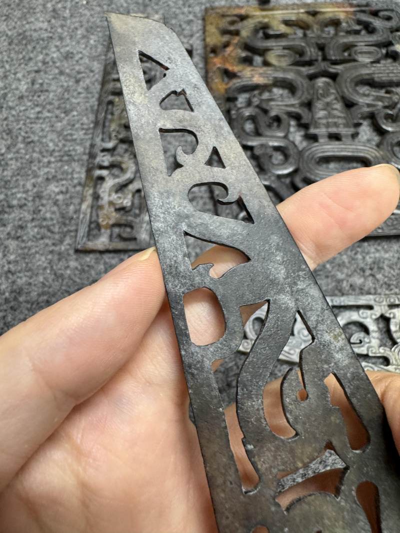 玉受沁鏤雕楚式獸面紋活環飾 - 图76