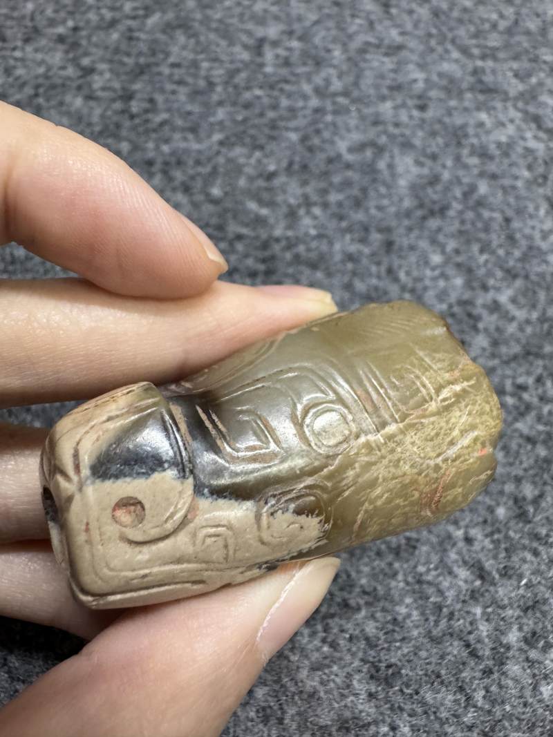 玉牛首形勒 - 图4